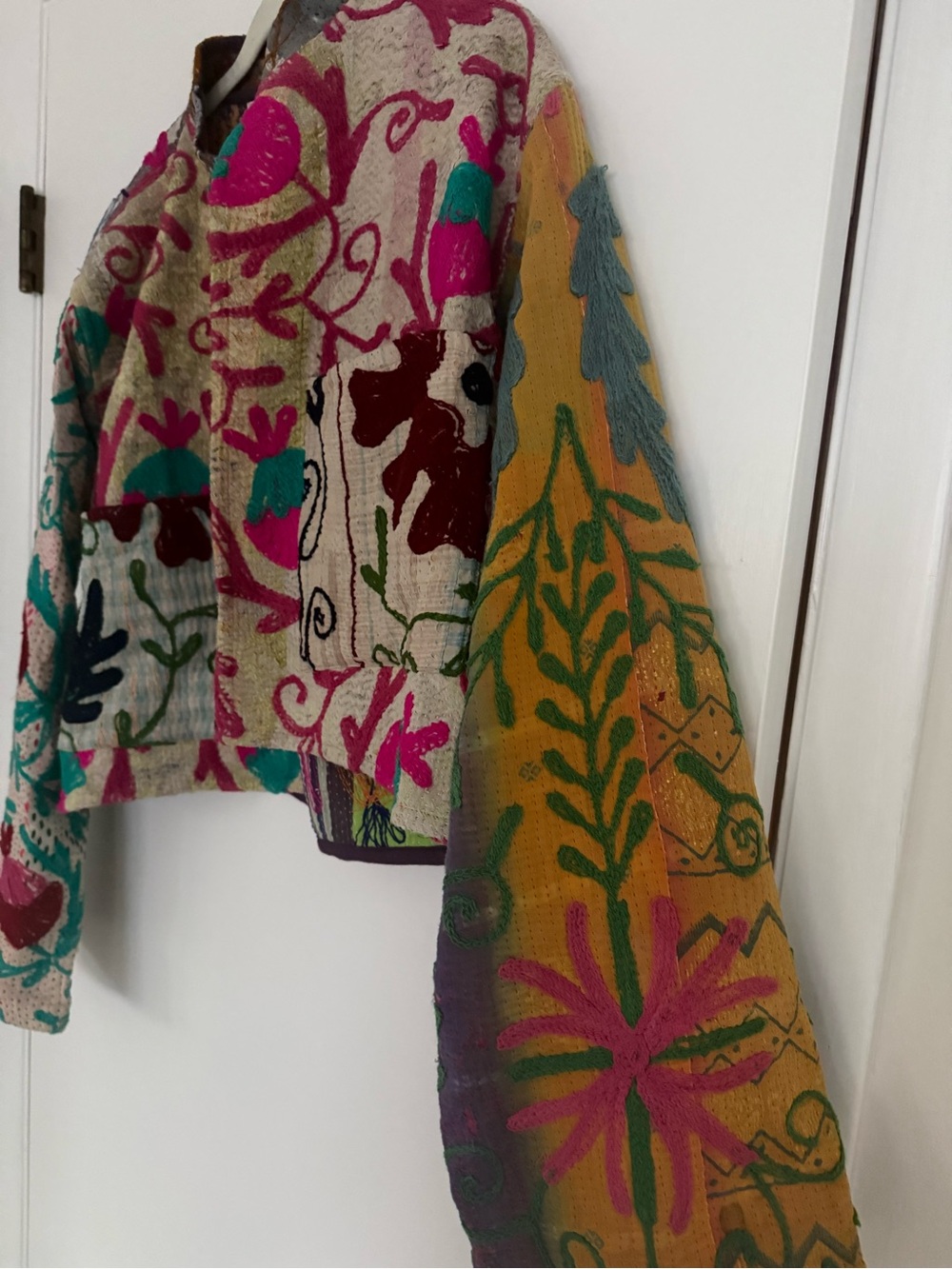 Suzani Jacket - Picture 2 of 3